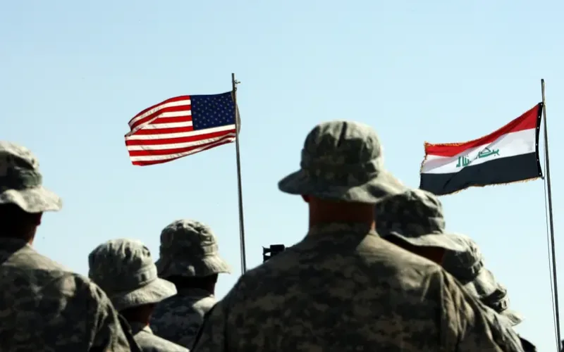 وزارة الخارجية العراقية يطالب بمراجعة وجود القوات الأمريكية بالعراق