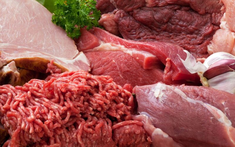 أسعار اللحوم الحية والمجمدة في مصر اليوم الاحد 12 مايو 2024 فى جميع منافذ البيع المصريه