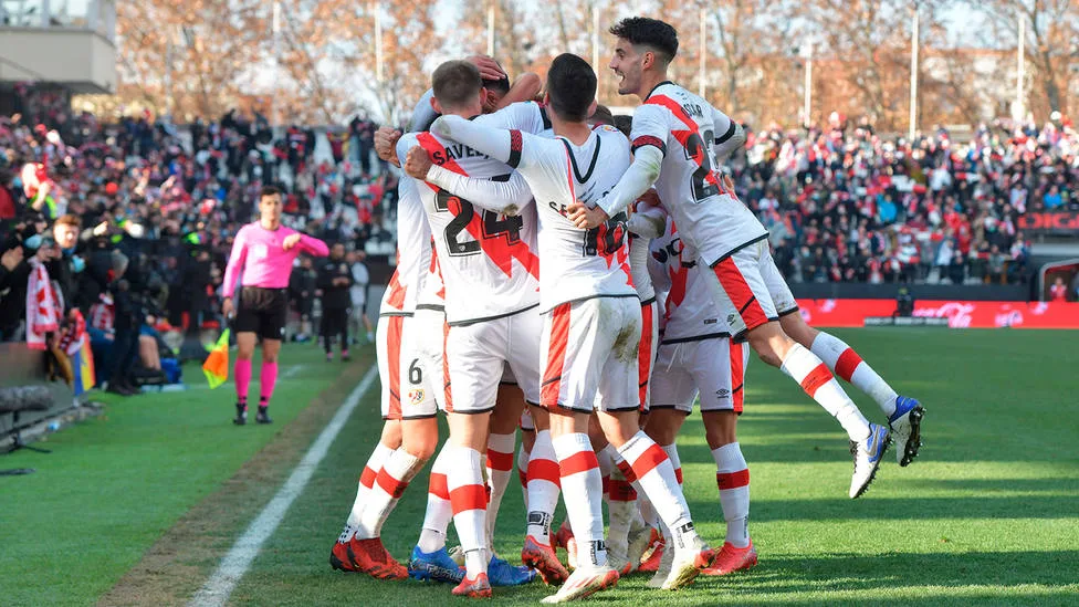 موعد مباراة رايو فاييكانو ضد لاس بالماس في الدوري الإسباني والقنوات الناقلة